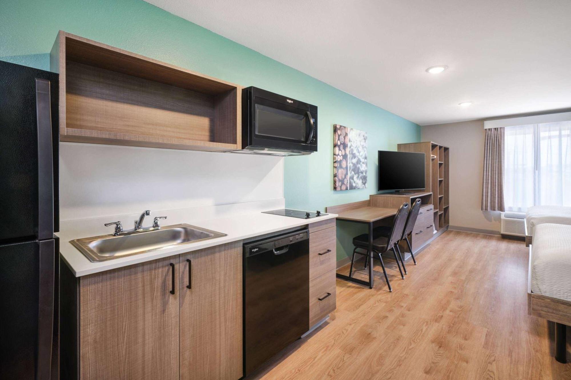 Echo Suites Extended Stay By Wyndham Indianapolis Ameriplex エクステリア 写真