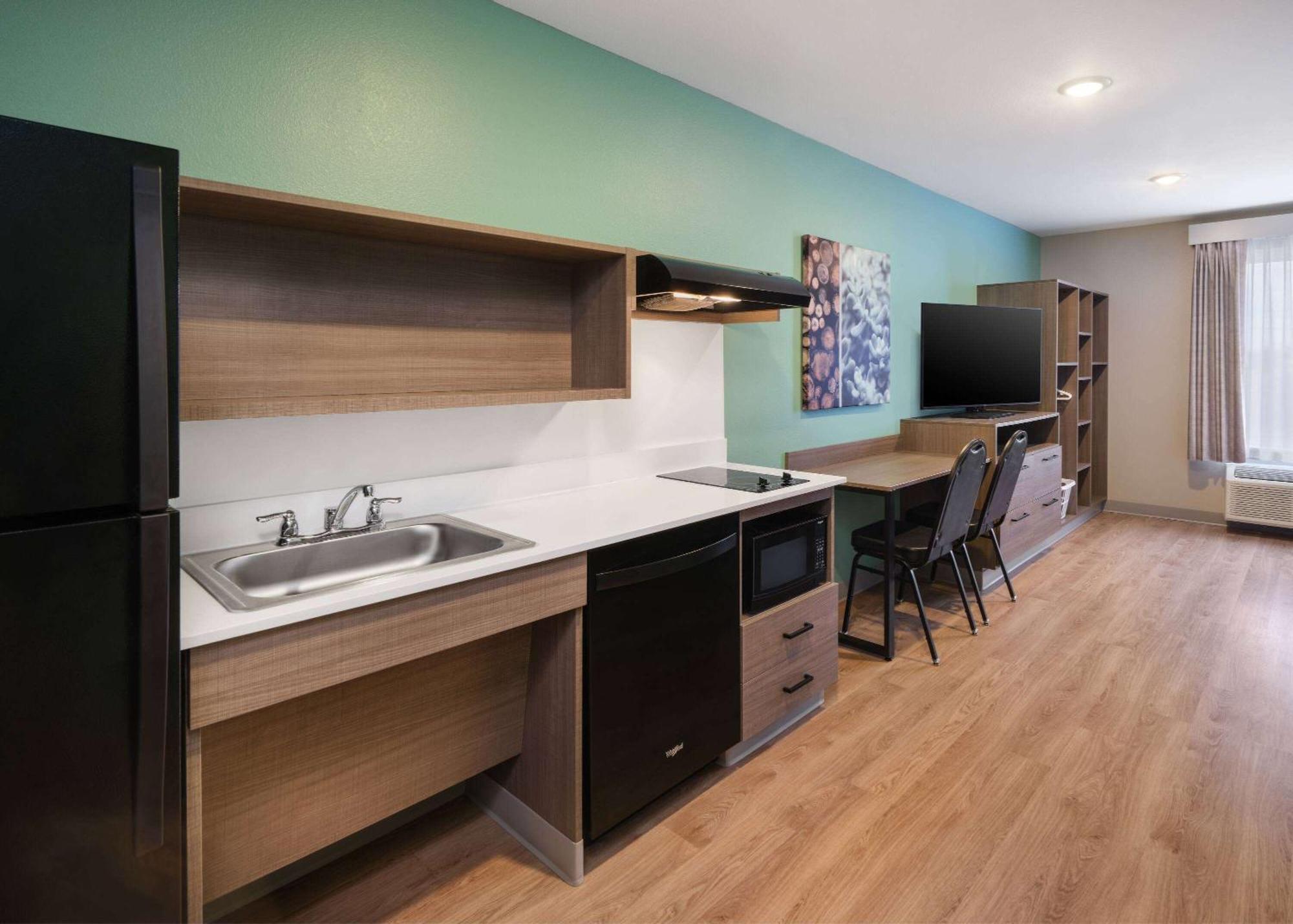 Echo Suites Extended Stay By Wyndham Indianapolis Ameriplex エクステリア 写真